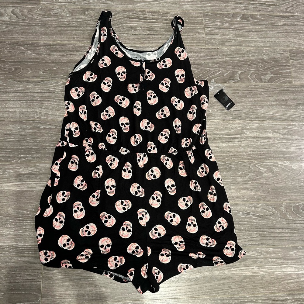 Torrid Super Soft Sleep Skull Print Sleep Romper Size 4x NEW